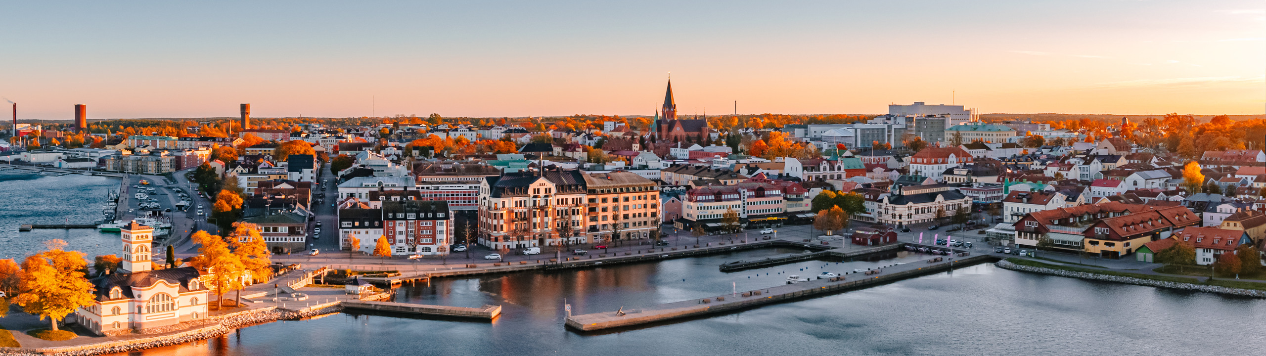 En flygbild av en stad